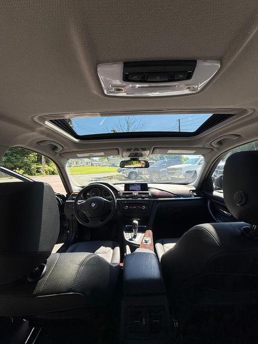 2013 BMW 3 Series 4dr Sdn 328i xDrive AWD SULEV, available for sale in Windsor Locks, Connecticut | JANNA MOTORS LLC. Windsor Locks, Connecticut 2013 BMW 3 Series 4dr Sdn 328i xDrive AWD SULEV, available for sale in Windsor Locks, Connecticut | JANNA MOTORS LLC. Windsor Locks, Connecticut