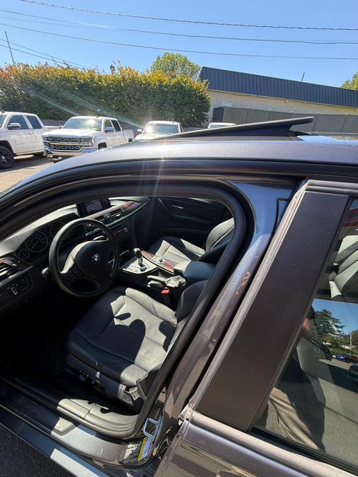2013 BMW 3 Series 4dr Sdn 328i xDrive AWD SULEV, available for sale in Windsor Locks, Connecticut | JANNA MOTORS LLC. Windsor Locks, Connecticut 2013 BMW 3 Series 4dr Sdn 328i xDrive AWD SULEV, available for sale in Windsor Locks, Connecticut | JANNA MOTORS LLC. Windsor Locks, Connecticut