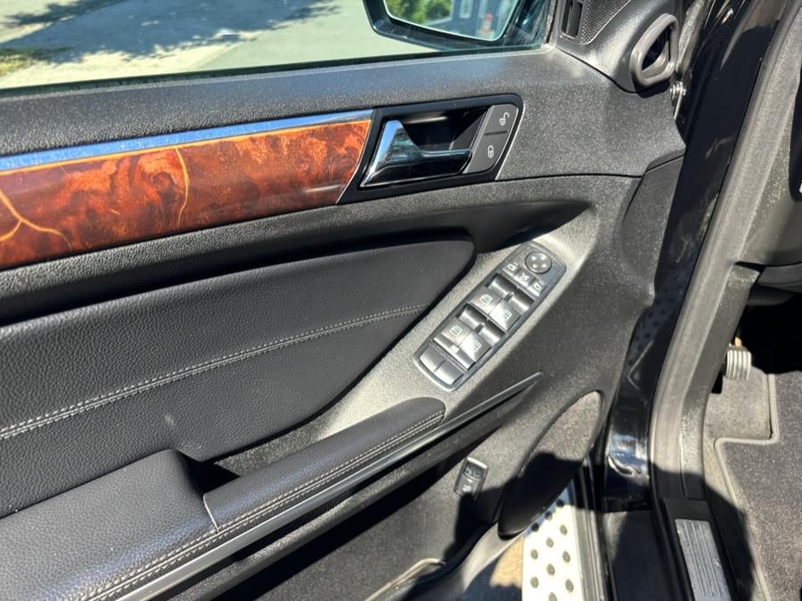 2009 Mercedes-Benz M-Class 4MATIC 4dr 5.5L, available for sale in New haven, Connecticut | Wilson Maturo Motors. New haven, Connecticut 2009 Mercedes-Benz M-Class 4MATIC 4dr 5.5L, available for sale in New haven, Connecticut | Wilson Maturo Motors. New haven, Connecticut