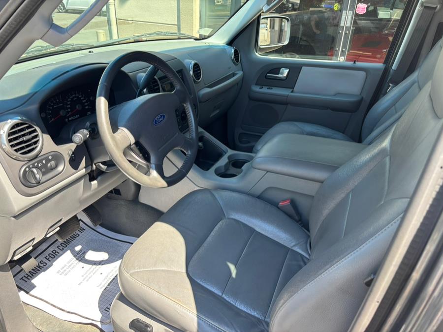 2004 Ford Expedition 4.6L XLT Sport 4WD, available for sale in New haven, Connecticut | Wilson Maturo Motors. New haven, Connecticut 2004 Ford Expedition 4.6L XLT Sport 4WD, available for sale in New haven, Connecticut | Wilson Maturo Motors. New haven, Connecticut
