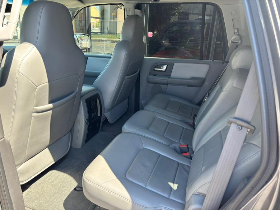 2004 Ford Expedition 4.6L XLT Sport 4WD, available for sale in New haven, Connecticut | Wilson Maturo Motors. New haven, Connecticut 2004 Ford Expedition 4.6L XLT Sport 4WD, available for sale in New haven, Connecticut | Wilson Maturo Motors. New haven, Connecticut