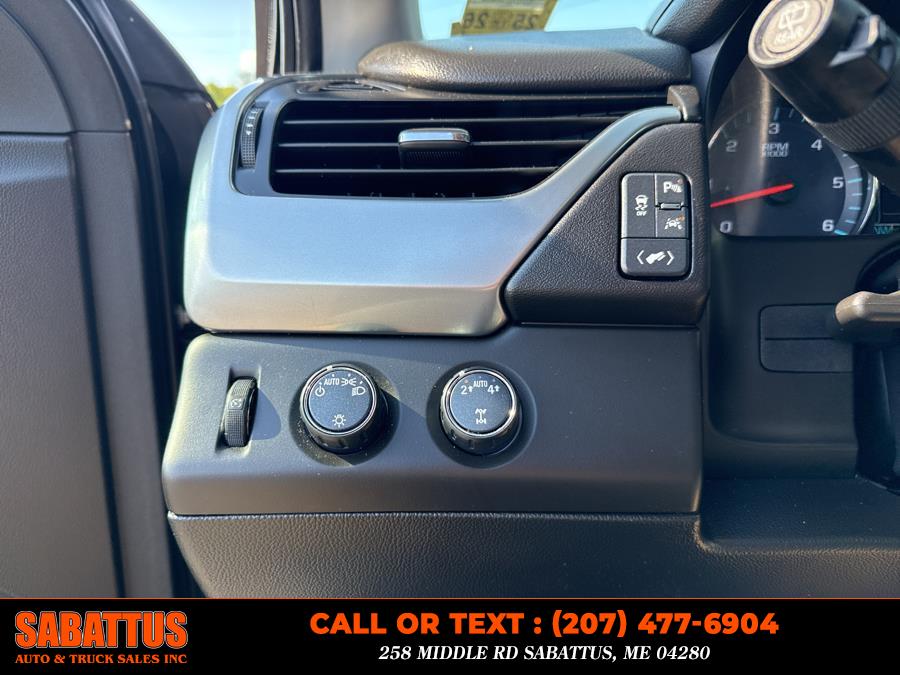 2018 Chevrolet Tahoe 4WD 4dr LT, available for sale in Sabattus, Maine | Sabattus Auto and Truck Sales Inc. Sabattus, Maine 2018 Chevrolet Tahoe 4WD 4dr LT, available for sale in Sabattus, Maine | Sabattus Auto and Truck Sales Inc. Sabattus, Maine