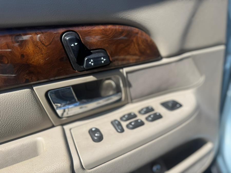 2008 Mercury Grand Marquis 4dr Sdn GS, available for sale in BURLINGTON, New Jersey | Tri States Auto Group. BURLINGTON, New Jersey 2008 Mercury Grand Marquis 4dr Sdn GS, available for sale in BURLINGTON, New Jersey | Tri States Auto Group. BURLINGTON, New Jersey