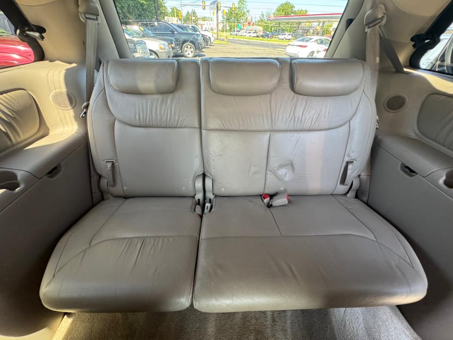 2006 Toyota Sienna 5dr XLE LTD FWD 7-Passenger (Natl), available for sale in BURLINGTON, New Jersey | Tri States Auto Group. BURLINGTON, New Jersey 2006 Toyota Sienna 5dr XLE LTD FWD 7-Passenger (Natl), available for sale in BURLINGTON, New Jersey | Tri States Auto Group. BURLINGTON, New Jersey
