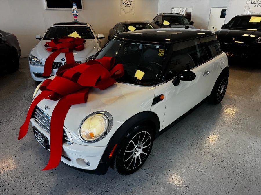 2009 Mini Hardtop Cooper Hatchback 2D, available for sale in Santa Ana, California | K&T Motor LLC. Santa Ana, California 2009 Mini Hardtop Cooper Hatchback 2D, available for sale in Santa Ana, California | K&T Motor LLC. Santa Ana, California