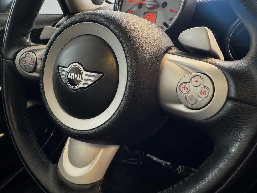 2009 Mini Hardtop Cooper Hatchback 2D, available for sale in Santa Ana, California | K&T Motor LLC. Santa Ana, California 2009 Mini Hardtop Cooper Hatchback 2D, available for sale in Santa Ana, California | K&T Motor LLC. Santa Ana, California