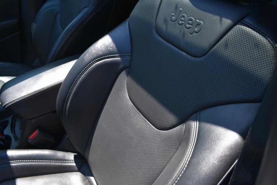 2022 Jeep Cherokee Limited, available for sale in Hempstead, New York | Certified Automotive Group. Hempstead, New York 2022 Jeep Cherokee Limited, available for sale in Hempstead, New York | Certified Automotive Group. Hempstead, New York