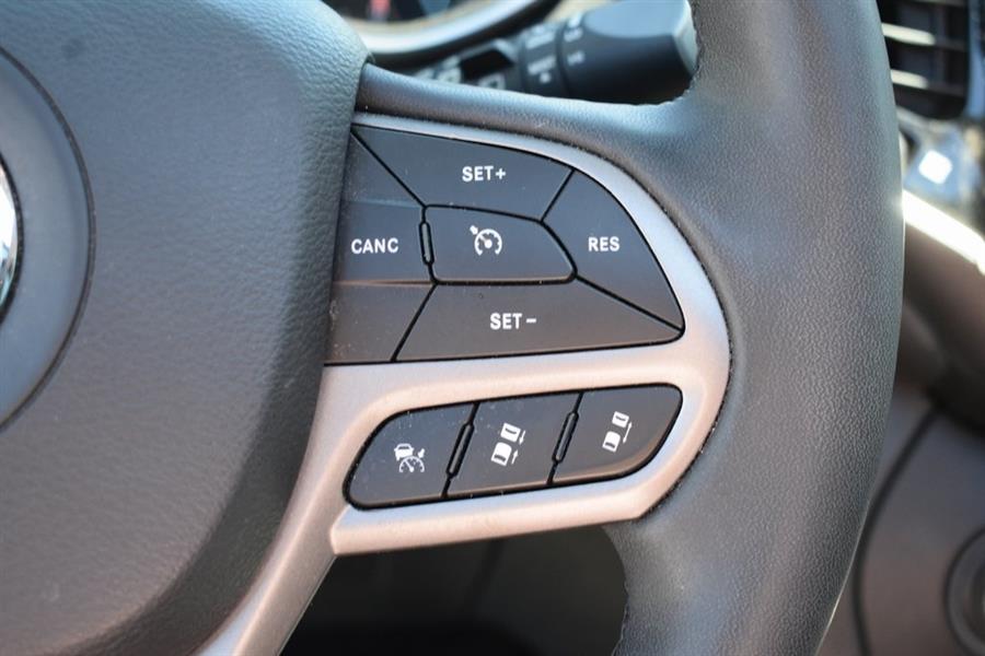 2022 Jeep Cherokee Limited, available for sale in Hempstead, New York | Certified Automotive Group. Hempstead, New York 2022 Jeep Cherokee Limited, available for sale in Hempstead, New York | Certified Automotive Group. Hempstead, New York