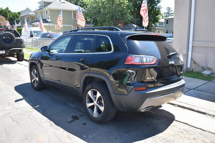 2022 Jeep Cherokee Limited, available for sale in Hempstead, New York | Certified Automotive Group. Hempstead, New York 2022 Jeep Cherokee Limited, available for sale in Hempstead, New York | Certified Automotive Group. Hempstead, New York