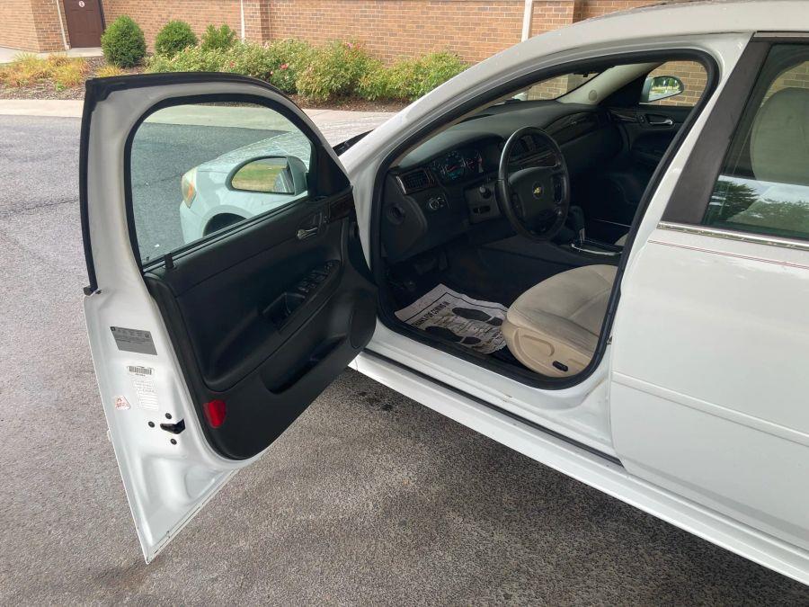 2013 Chevrolet Impala LT Sedan 4D, available for sale in Wolcott, New York | Auto Hunter CNY. Wolcott, New York 2013 Chevrolet Impala LT Sedan 4D, available for sale in Wolcott, New York | Auto Hunter CNY. Wolcott, New York