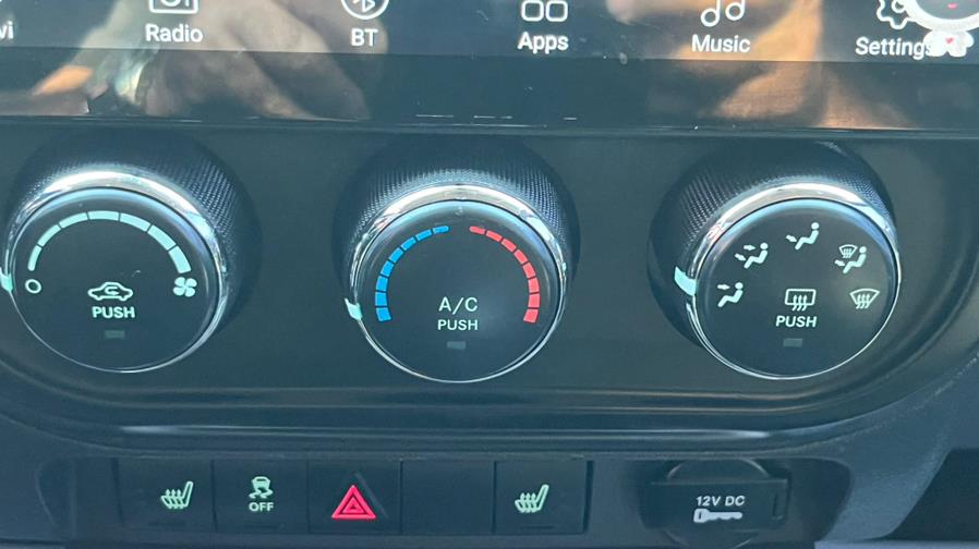 2014 Jeep Compass 4WD 4dr Latitude, available for sale in Springfield, Massachusetts | Jordan Auto Sales Inc. Springfield, Massachusetts 2014 Jeep Compass 4WD 4dr Latitude, available for sale in Springfield, Massachusetts | Jordan Auto Sales Inc. Springfield, Massachusetts