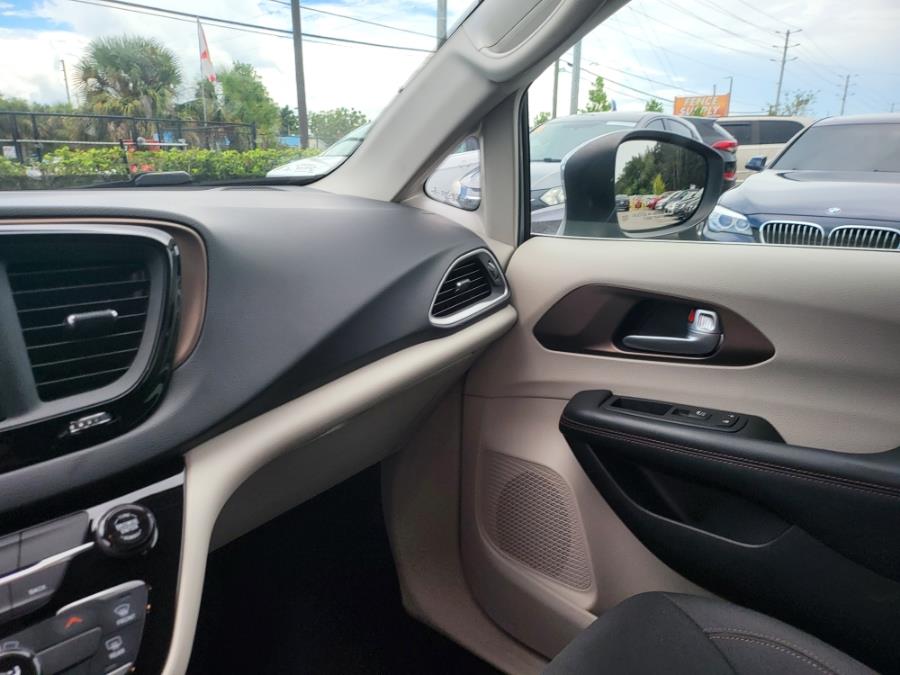 2017 Chrysler Pacifica Touring FWD, available for sale in Orlando, Florida | Mickeys Driver Mart. Orlando, Florida 2017 Chrysler Pacifica Touring FWD, available for sale in Orlando, Florida | Mickeys Driver Mart. Orlando, Florida