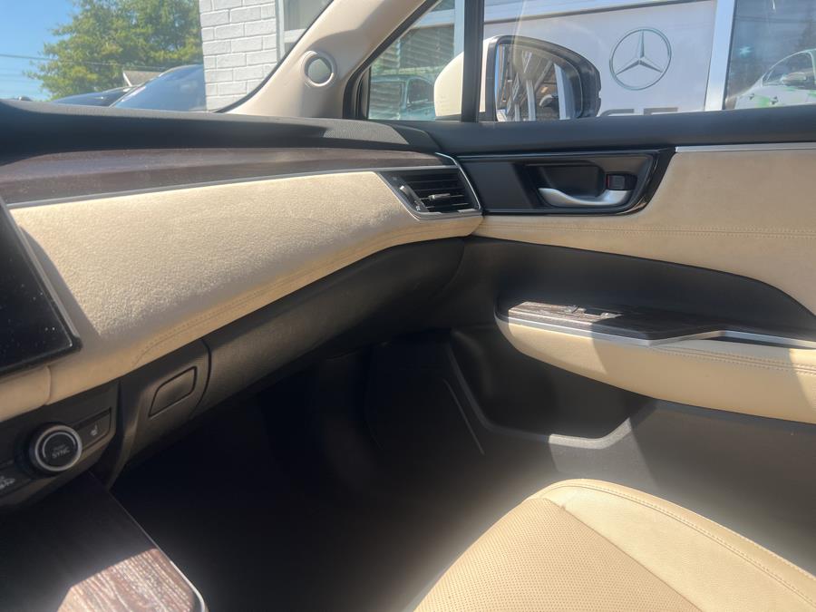2018 Honda Clarity Plug-In Hybrid Touring Sedan, available for sale in Milford, Connecticut | Korhan LLC DBA Superior Motors. Milford, Connecticut 2018 Honda Clarity Plug-In Hybrid Touring Sedan, available for sale in Milford, Connecticut | Korhan LLC DBA Superior Motors. Milford, Connecticut
