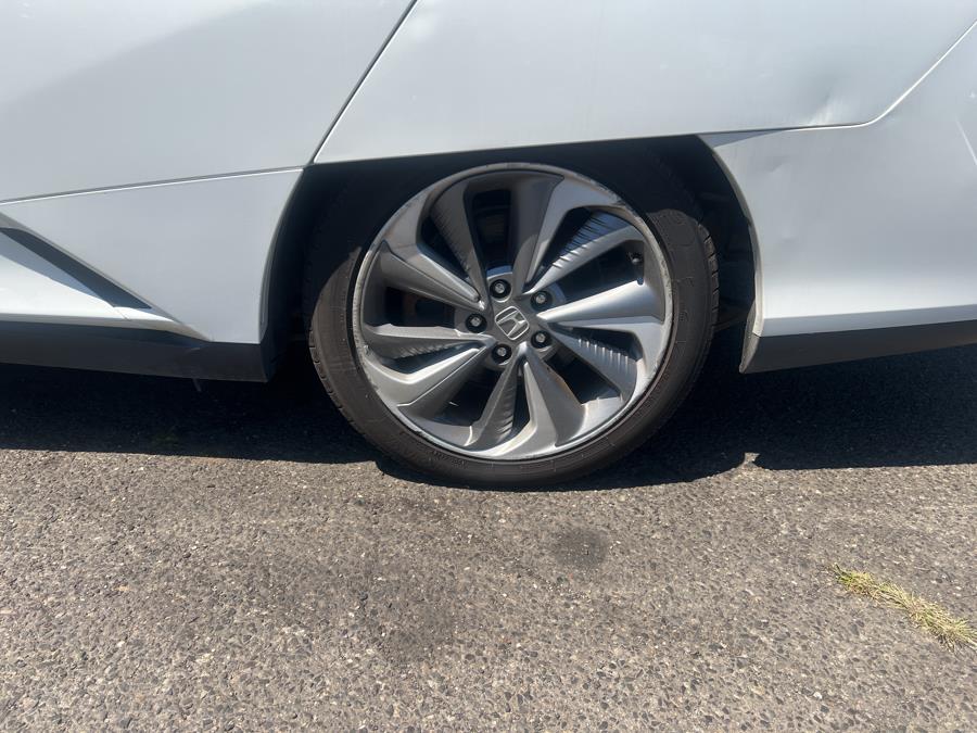 2018 Honda Clarity Plug-In Hybrid Touring Sedan, available for sale in Milford, Connecticut | Korhan LLC DBA Superior Motors. Milford, Connecticut 2018 Honda Clarity Plug-In Hybrid Touring Sedan, available for sale in Milford, Connecticut | Korhan LLC DBA Superior Motors. Milford, Connecticut