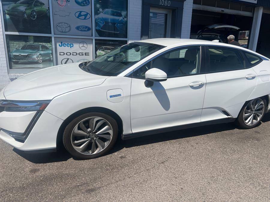 2018 Honda Clarity Plug-In Hybrid Touring Sedan, available for sale in Milford, Connecticut | Korhan LLC DBA Superior Motors. Milford, Connecticut 2018 Honda Clarity Plug-In Hybrid Touring Sedan, available for sale in Milford, Connecticut | Korhan LLC DBA Superior Motors. Milford, Connecticut