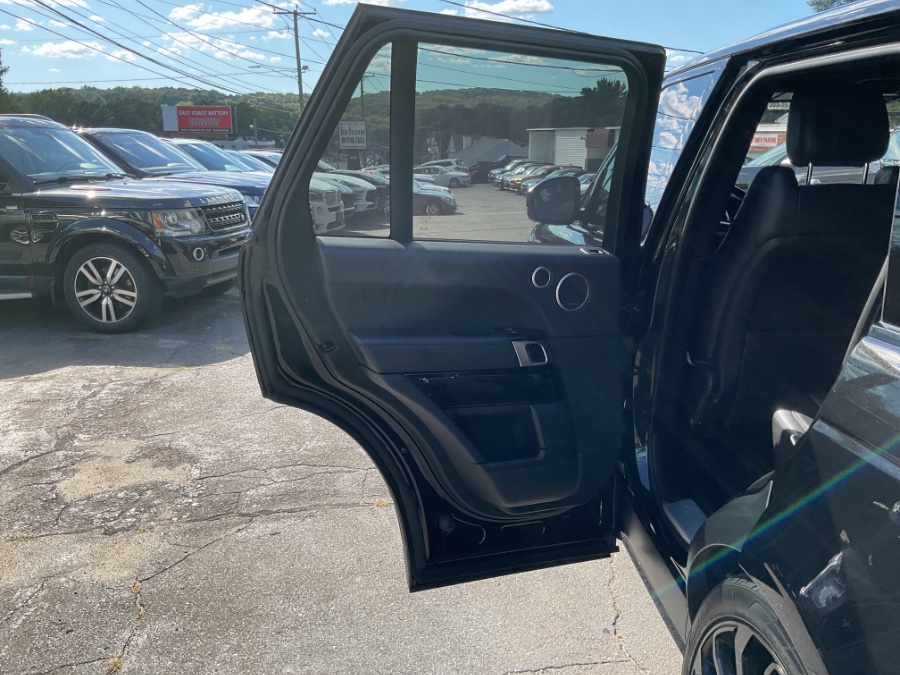 2017 Land Rover Range Rover V6 Supercharged HSE SWB, available for sale in Waterbury, Connecticut | Jim Juliani Motors. Waterbury, Connecticut 2017 Land Rover Range Rover V6 Supercharged HSE SWB, available for sale in Waterbury, Connecticut | Jim Juliani Motors. Waterbury, Connecticut