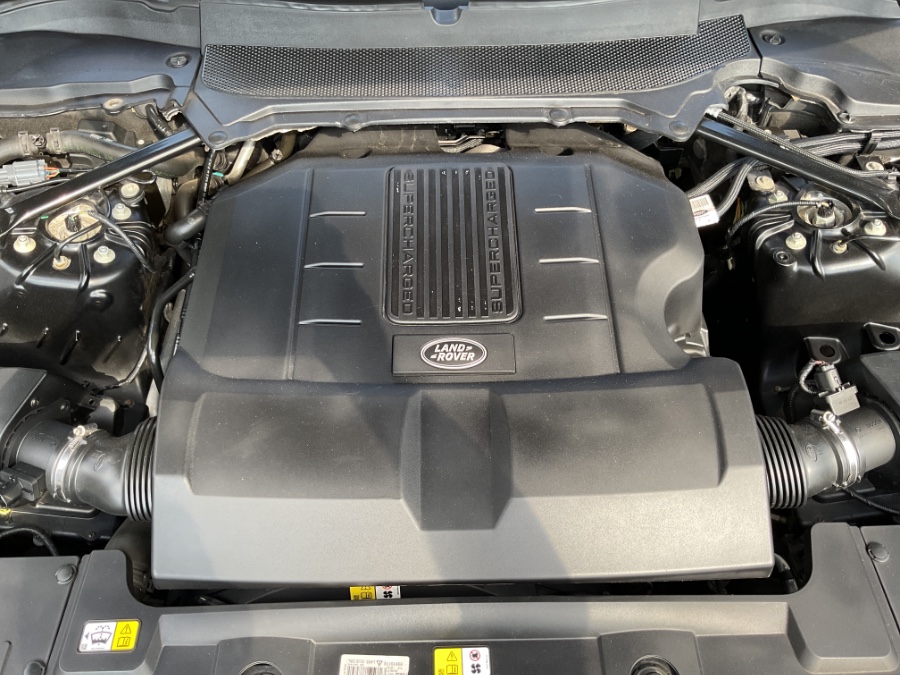 2017 Land Rover Range Rover V6 Supercharged HSE SWB, available for sale in Waterbury, Connecticut | Jim Juliani Motors. Waterbury, Connecticut 2017 Land Rover Range Rover V6 Supercharged HSE SWB, available for sale in Waterbury, Connecticut | Jim Juliani Motors. Waterbury, Connecticut