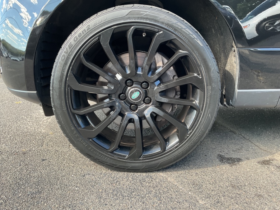 2017 Land Rover Range Rover V6 Supercharged HSE SWB, available for sale in Waterbury, Connecticut | Jim Juliani Motors. Waterbury, Connecticut 2017 Land Rover Range Rover V6 Supercharged HSE SWB, available for sale in Waterbury, Connecticut | Jim Juliani Motors. Waterbury, Connecticut