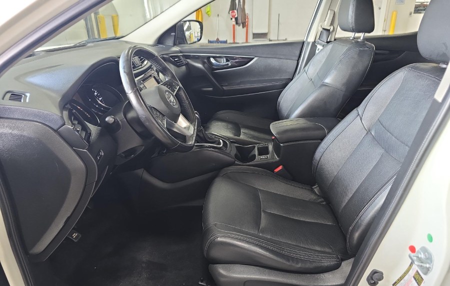 2017 Nissan Rogue Sport AWD SL, available for sale in Jamaica, New York | Sunrise Autoland. Jamaica, New York 2017 Nissan Rogue Sport AWD SL, available for sale in Jamaica, New York | Sunrise Autoland. Jamaica, New York