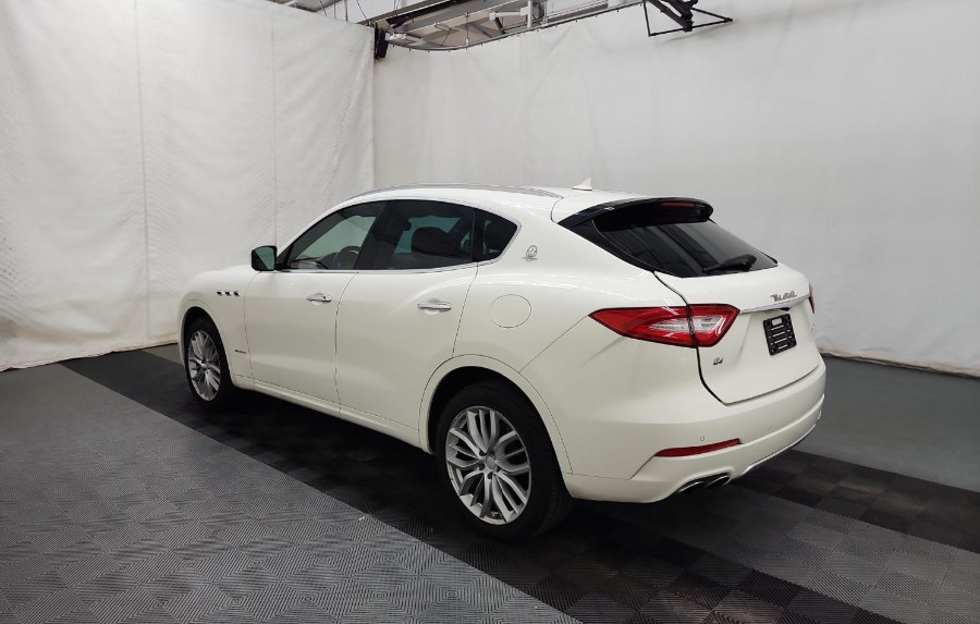 2018 Maserati Levante GranLusso 3.0L, available for sale in Jamaica, New York | Sunrise Autoland. Jamaica, New York 2018 Maserati Levante GranLusso 3.0L, available for sale in Jamaica, New York | Sunrise Autoland. Jamaica, New York