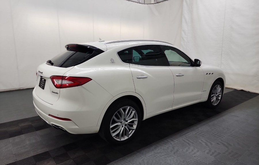 2018 Maserati Levante GranLusso 3.0L, available for sale in Jamaica, New York | Sunrise Autoland. Jamaica, New York 2018 Maserati Levante GranLusso 3.0L, available for sale in Jamaica, New York | Sunrise Autoland. Jamaica, New York