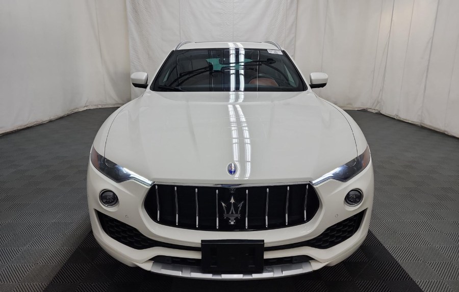 2018 Maserati Levante GranLusso 3.0L, available for sale in Jamaica, New York | Sunrise Autoland. Jamaica, New York 2018 Maserati Levante GranLusso 3.0L, available for sale in Jamaica, New York | Sunrise Autoland. Jamaica, New York