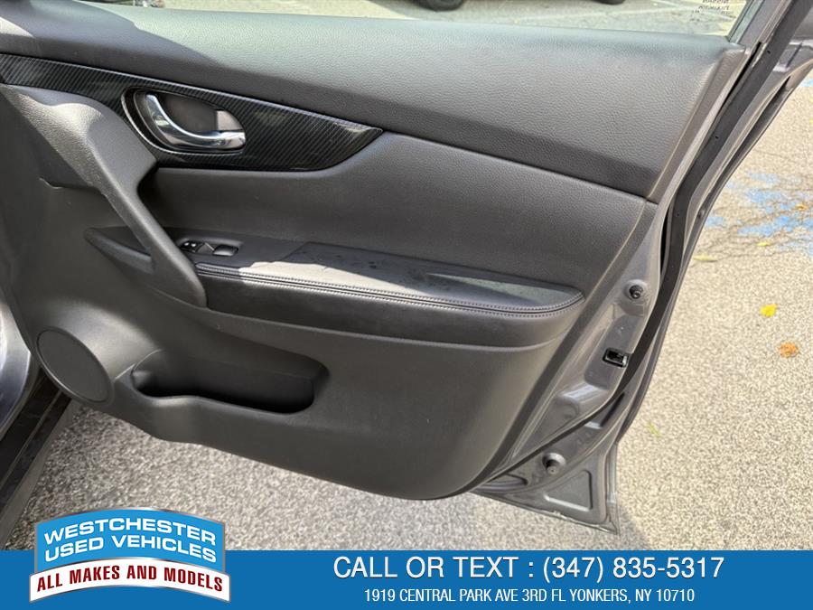 2018 Nissan Rogue SL, available for sale in Yonkers, New York | Apex Westchester Used Vehicles. Yonkers, New York 2018 Nissan Rogue SL, available for sale in Yonkers, New York | Apex Westchester Used Vehicles. Yonkers, New York