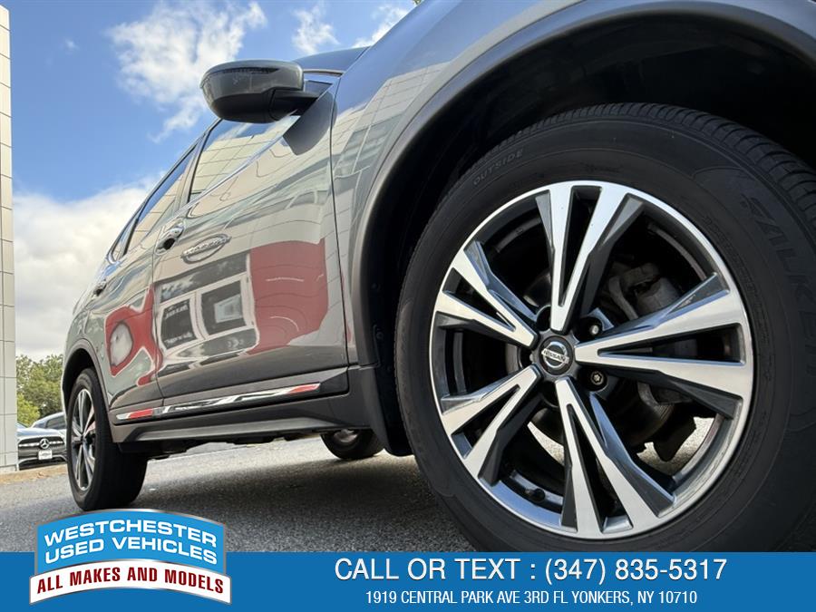 2018 Nissan Rogue SL, available for sale in Yonkers, New York | Apex Westchester Used Vehicles. Yonkers, New York 2018 Nissan Rogue SL, available for sale in Yonkers, New York | Apex Westchester Used Vehicles. Yonkers, New York