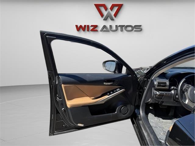 2018 Lexus Is 300, available for sale in Stratford, Connecticut | Wiz Leasing Inc. Stratford, Connecticut 2018 Lexus Is 300, available for sale in Stratford, Connecticut | Wiz Leasing Inc. Stratford, Connecticut