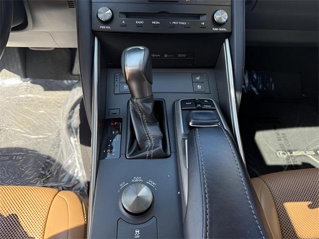 2018 Lexus Is 300, available for sale in Stratford, Connecticut | Wiz Leasing Inc. Stratford, Connecticut 2018 Lexus Is 300, available for sale in Stratford, Connecticut | Wiz Leasing Inc. Stratford, Connecticut