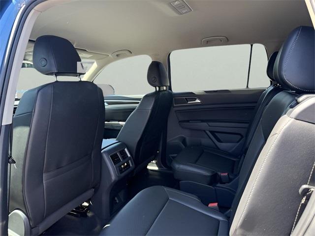 2019 Volkswagen Atlas 3.6L V6 SE, available for sale in Stratford, Connecticut | Wiz Leasing Inc. Stratford, Connecticut 2019 Volkswagen Atlas 3.6L V6 SE, available for sale in Stratford, Connecticut | Wiz Leasing Inc. Stratford, Connecticut