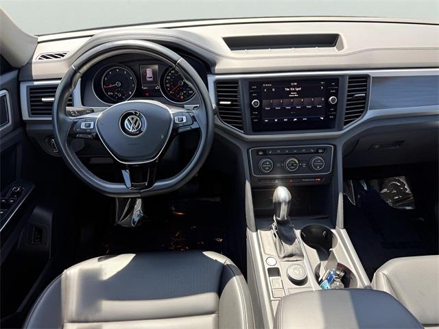 2019 Volkswagen Atlas 3.6L V6 SE, available for sale in Stratford, Connecticut | Wiz Leasing Inc. Stratford, Connecticut 2019 Volkswagen Atlas 3.6L V6 SE, available for sale in Stratford, Connecticut | Wiz Leasing Inc. Stratford, Connecticut