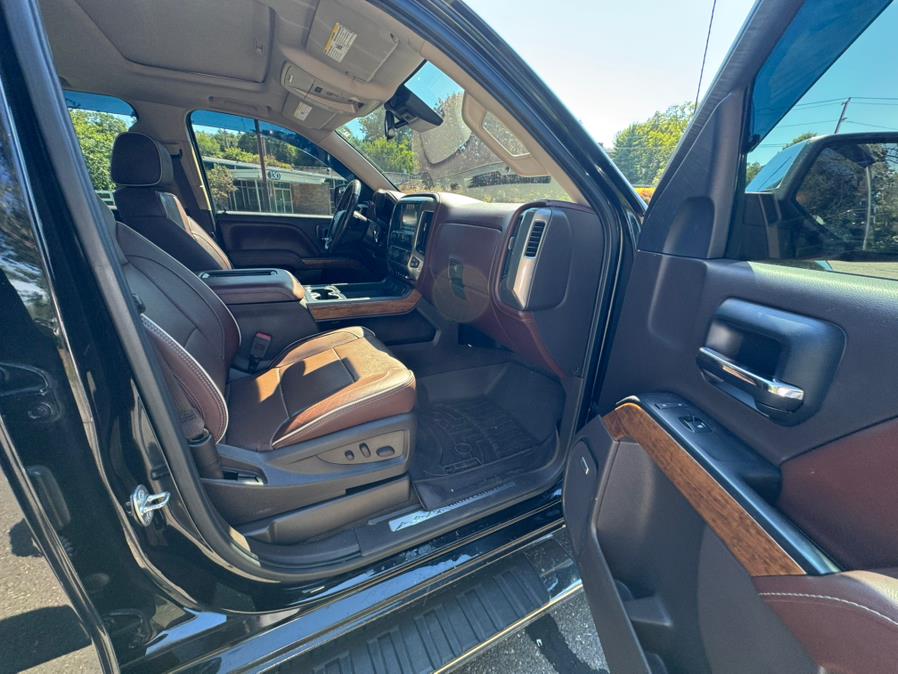 2017 Chevrolet Silverado 1500 4WD Crew Cab 143.5" High Country, available for sale in Waterbury, Connecticut | Platinum Auto Care. Waterbury, Connecticut 2017 Chevrolet Silverado 1500 4WD Crew Cab 143.5" High Country, available for sale in Waterbury, Connecticut | Platinum Auto Care. Waterbury, Connecticut