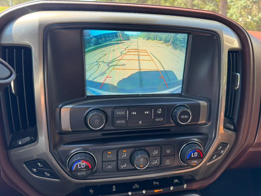 2017 Chevrolet Silverado 1500 4WD Crew Cab 143.5" High Country, available for sale in Waterbury, Connecticut | Platinum Auto Care. Waterbury, Connecticut 2017 Chevrolet Silverado 1500 4WD Crew Cab 143.5" High Country, available for sale in Waterbury, Connecticut | Platinum Auto Care. Waterbury, Connecticut