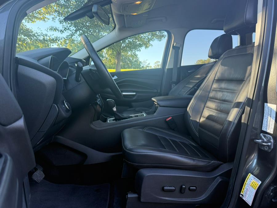 2017 Ford Escape Titanium 4WD, available for sale in Philadelphia, Pennsylvania | Eugen's Auto Sales & Repairs. Philadelphia, Pennsylvania 2017 Ford Escape Titanium 4WD, available for sale in Philadelphia, Pennsylvania | Eugen's Auto Sales & Repairs. Philadelphia, Pennsylvania