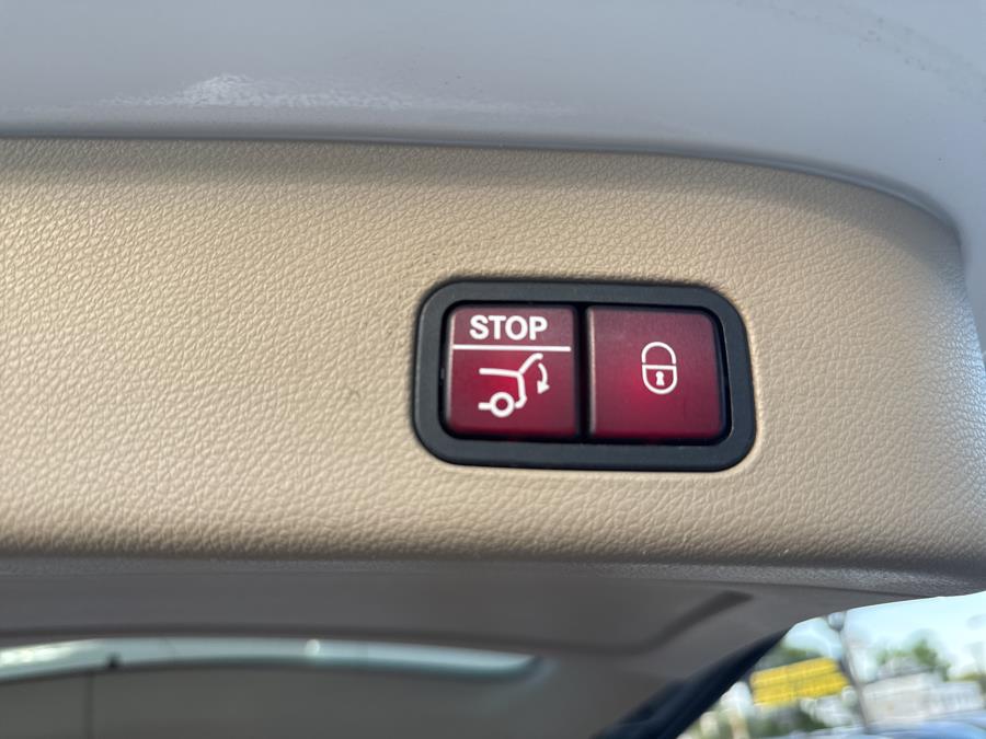 2014 Mercedes-Benz GL-Class 4MATIC 4dr GL 450, available for sale in Little Ferry, New Jersey | Victoria Preowned Autos Inc. Little Ferry, New Jersey 2014 Mercedes-Benz GL-Class 4MATIC 4dr GL 450, available for sale in Little Ferry, New Jersey | Victoria Preowned Autos Inc. Little Ferry, New Jersey