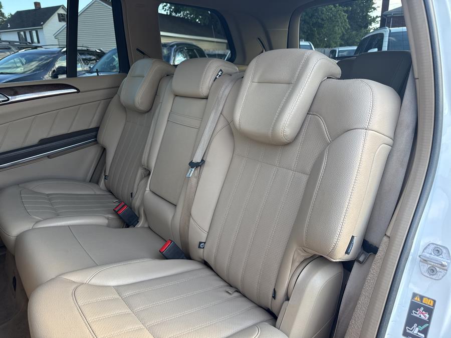 2014 Mercedes-Benz GL-Class 4MATIC 4dr GL 450, available for sale in Little Ferry, New Jersey | Victoria Preowned Autos Inc. Little Ferry, New Jersey 2014 Mercedes-Benz GL-Class 4MATIC 4dr GL 450, available for sale in Little Ferry, New Jersey | Victoria Preowned Autos Inc. Little Ferry, New Jersey