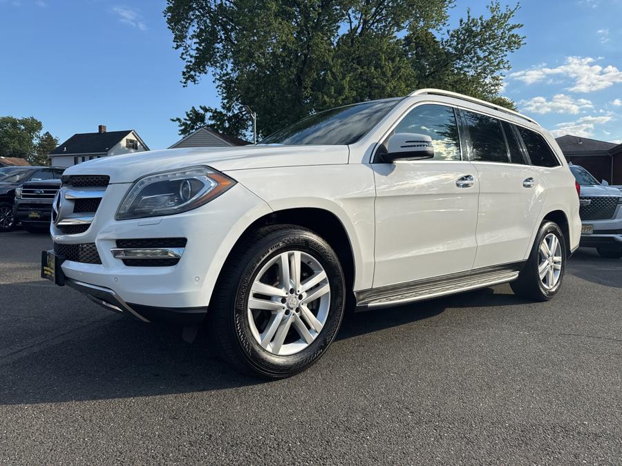 2014 Mercedes-Benz GL-Class 4MATIC 4dr GL 450, available for sale in Little Ferry, New Jersey | Victoria Preowned Autos Inc. Little Ferry, New Jersey 2014 Mercedes-Benz GL-Class 4MATIC 4dr GL 450, available for sale in Little Ferry, New Jersey | Victoria Preowned Autos Inc. Little Ferry, New Jersey