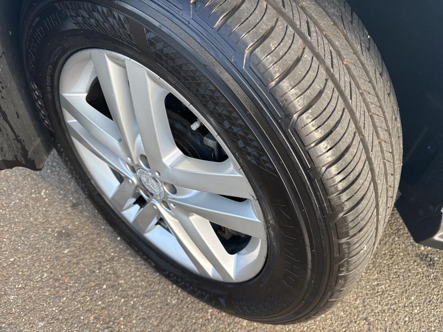 2014 Mercedes-Benz GL-Class 4MATIC 4dr GL 450, available for sale in Little Ferry, New Jersey | Victoria Preowned Autos Inc. Little Ferry, New Jersey 2014 Mercedes-Benz GL-Class 4MATIC 4dr GL 450, available for sale in Little Ferry, New Jersey | Victoria Preowned Autos Inc. Little Ferry, New Jersey