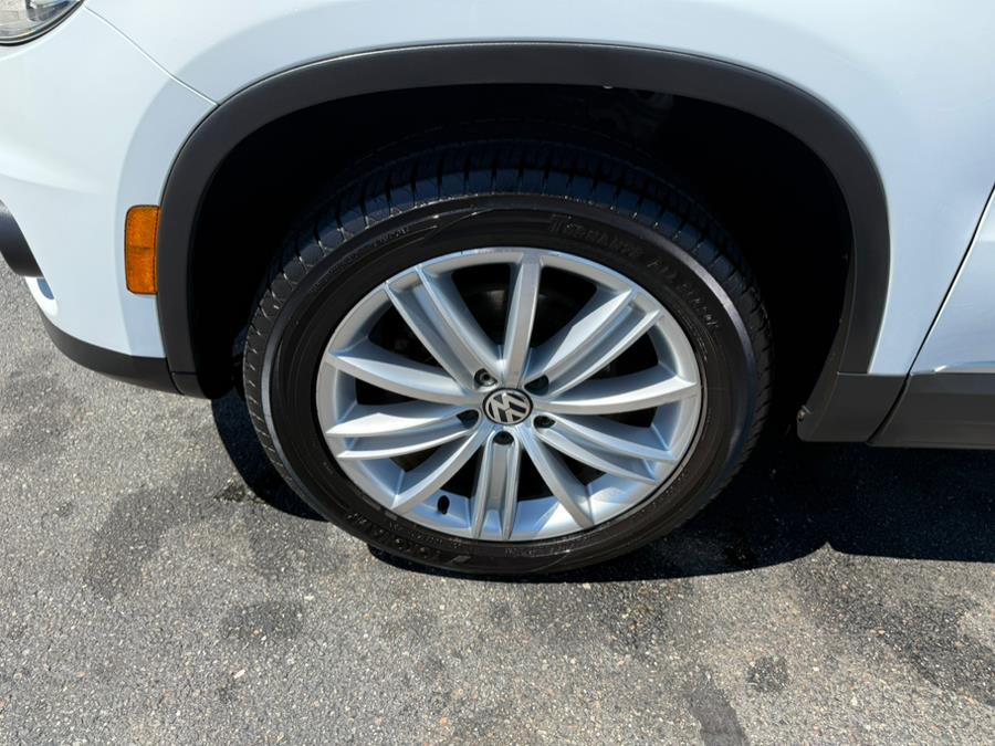 2016 Volkswagen Tiguan 4MOTION 4dr Auto S, available for sale in East Windsor, Connecticut | Century Auto And Truck. East Windsor, Connecticut 2016 Volkswagen Tiguan 4MOTION 4dr Auto S, available for sale in East Windsor, Connecticut | Century Auto And Truck. East Windsor, Connecticut