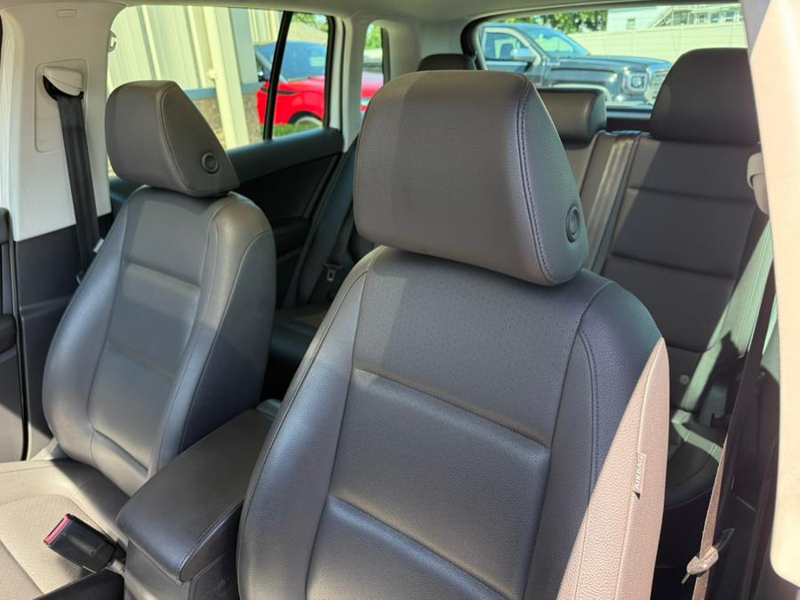 2016 Volkswagen Tiguan 4MOTION 4dr Auto S, available for sale in East Windsor, Connecticut | Century Auto And Truck. East Windsor, Connecticut 2016 Volkswagen Tiguan 4MOTION 4dr Auto S, available for sale in East Windsor, Connecticut | Century Auto And Truck. East Windsor, Connecticut