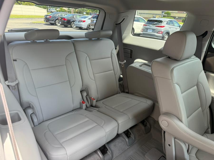 2023 GMC Acadia AWD 4dr SLT, available for sale in East Windsor, Connecticut | Century Auto And Truck. East Windsor, Connecticut 2023 GMC Acadia AWD 4dr SLT, available for sale in East Windsor, Connecticut | Century Auto And Truck. East Windsor, Connecticut