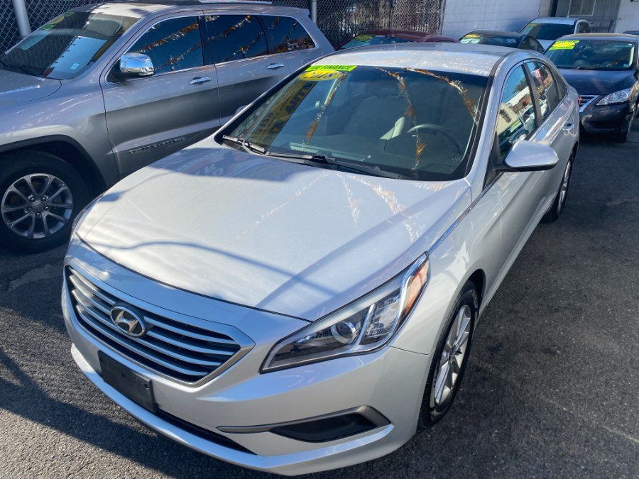 2016 Hyundai Sonata 4dr Sdn 2.4L SE PZEV, available for sale in Middle Village, New York | Middle Village Motors . Middle Village, New York