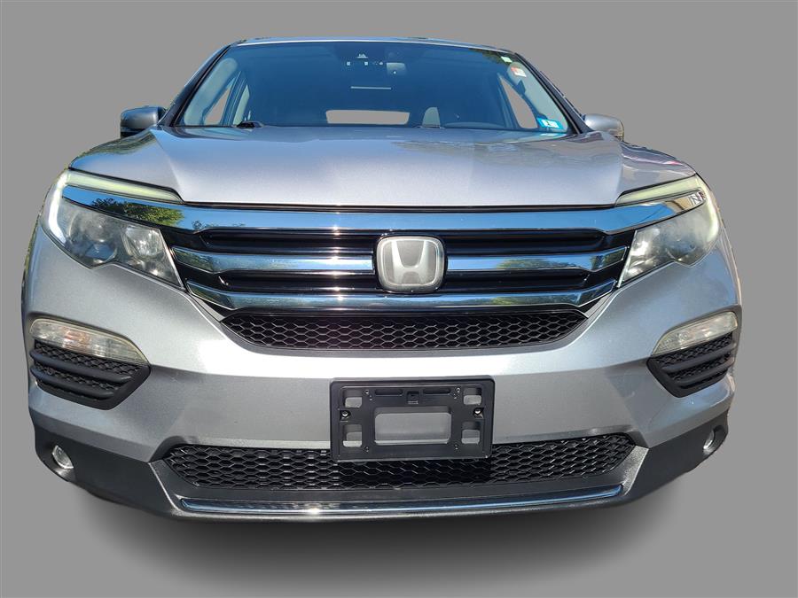 2017 Honda Pilot Touring AWD, available for sale in Canton, Connecticut | Lava Motors. Canton, Connecticut 2017 Honda Pilot Touring AWD, available for sale in Canton, Connecticut | Lava Motors. Canton, Connecticut
