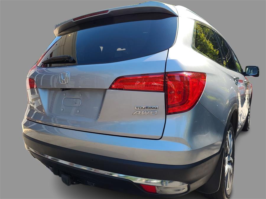 2017 Honda Pilot Touring AWD, available for sale in Canton, Connecticut | Lava Motors. Canton, Connecticut 2017 Honda Pilot Touring AWD, available for sale in Canton, Connecticut | Lava Motors. Canton, Connecticut