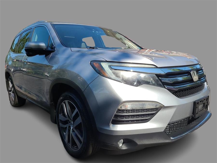 2017 Honda Pilot Touring AWD, available for sale in Canton, Connecticut | Lava Motors. Canton, Connecticut 2017 Honda Pilot Touring AWD, available for sale in Canton, Connecticut | Lava Motors. Canton, Connecticut