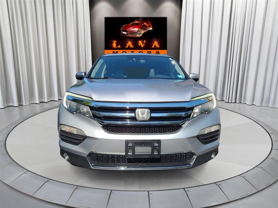 2017 Honda Pilot Touring AWD, available for sale in Canton, Connecticut | Lava Motors. Canton, Connecticut 2017 Honda Pilot Touring AWD, available for sale in Canton, Connecticut | Lava Motors. Canton, Connecticut