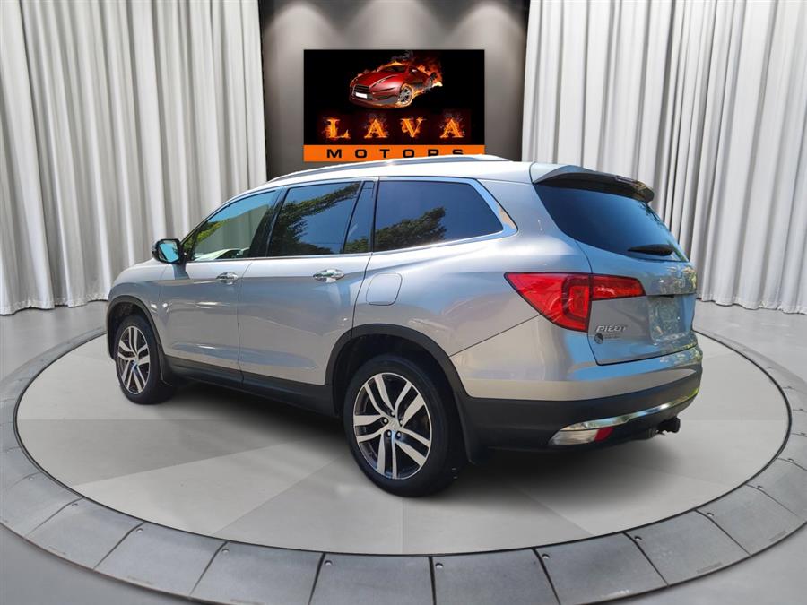 2017 Honda Pilot Touring AWD, available for sale in Canton, Connecticut | Lava Motors. Canton, Connecticut 2017 Honda Pilot Touring AWD, available for sale in Canton, Connecticut | Lava Motors. Canton, Connecticut