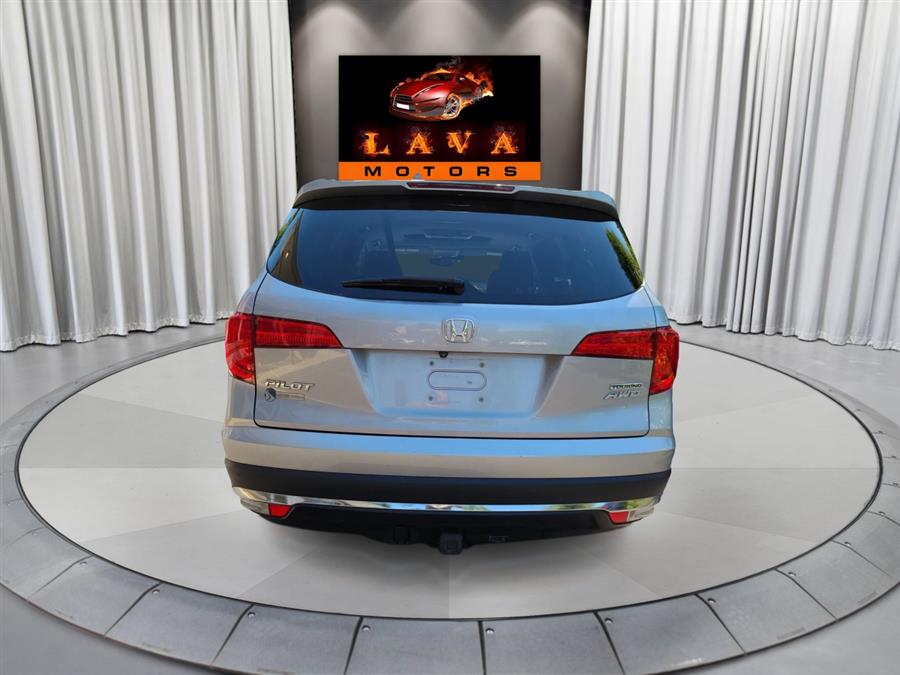 2017 Honda Pilot Touring AWD, available for sale in Canton, Connecticut | Lava Motors. Canton, Connecticut 2017 Honda Pilot Touring AWD, available for sale in Canton, Connecticut | Lava Motors. Canton, Connecticut