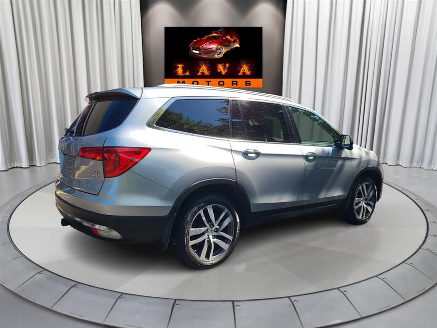 2017 Honda Pilot Touring AWD, available for sale in Canton, Connecticut | Lava Motors. Canton, Connecticut 2017 Honda Pilot Touring AWD, available for sale in Canton, Connecticut | Lava Motors. Canton, Connecticut